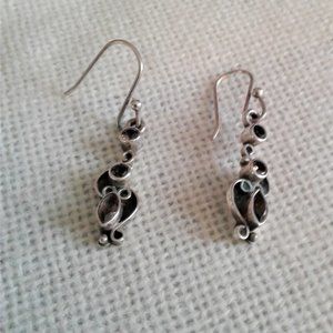 Silver metal and garnet hook earings